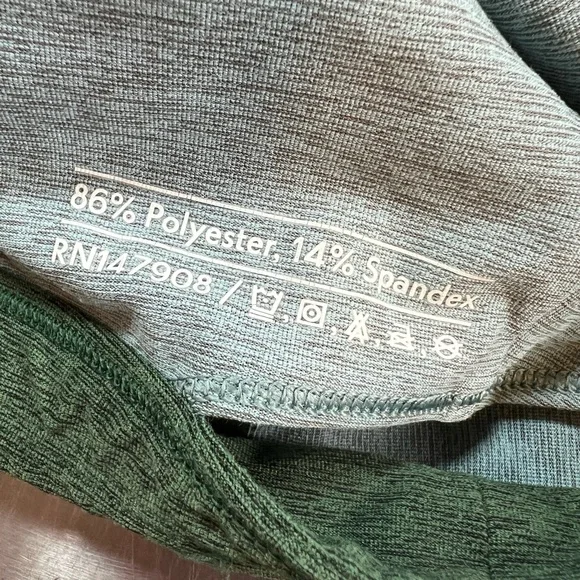 Outdoor Voices Tri Tone Slashback Crop Top Green Blue Size XS - Picture 5 of 6